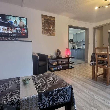 Appartement Rethel - Netflix - Marc & Cecile Exteriér fotografie