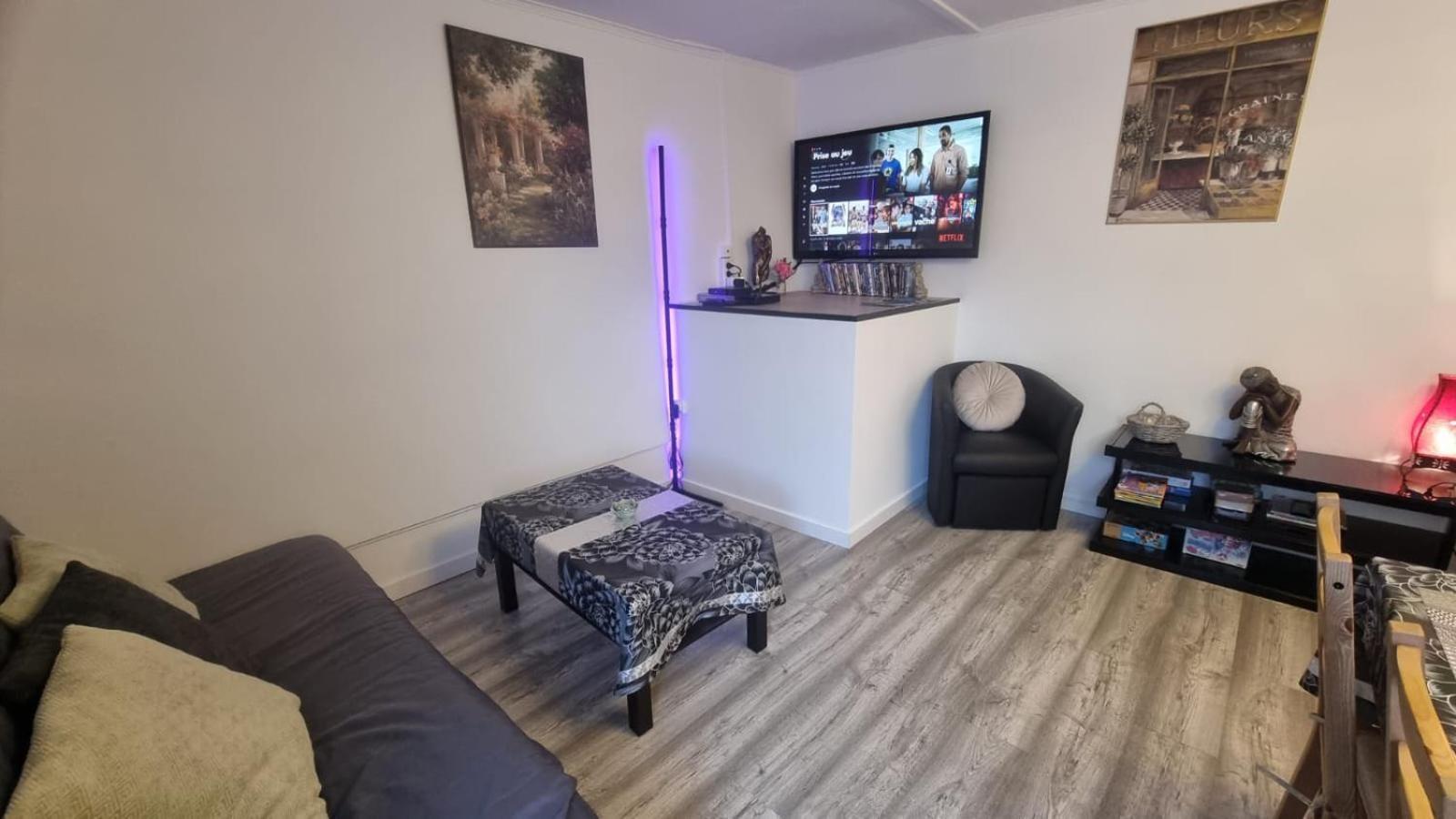 Appartement Rethel - Netflix - Marc & Cecile Exteriér fotografie